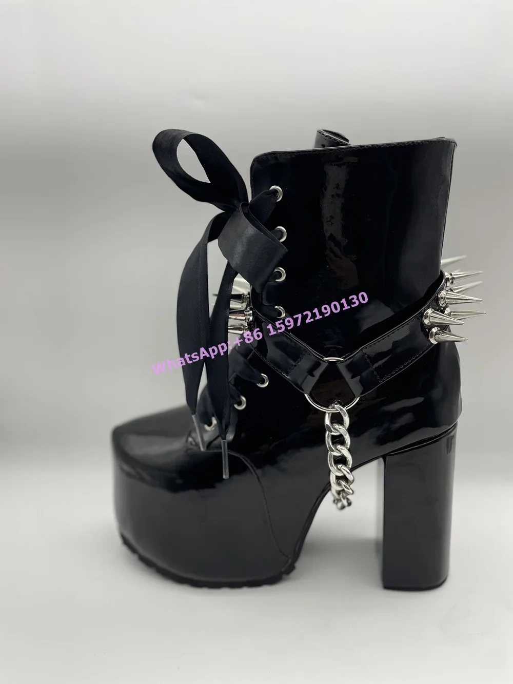 Schwarze Stiefel mit Bandverzi – Ribbon Tie Heel Bewertung und Preis