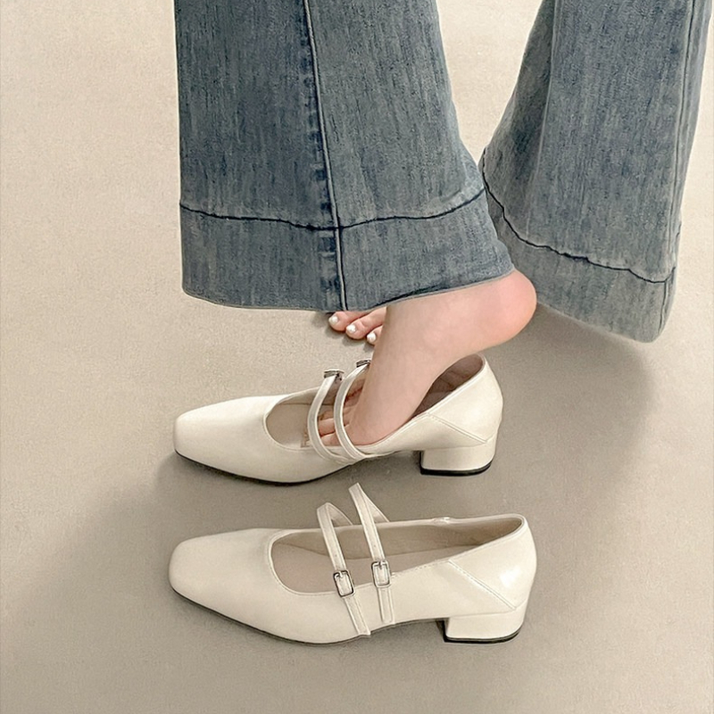 Silberne Mary-Jane-Schuhe für  – Women Shoes Elegant Bewertung und Preis
