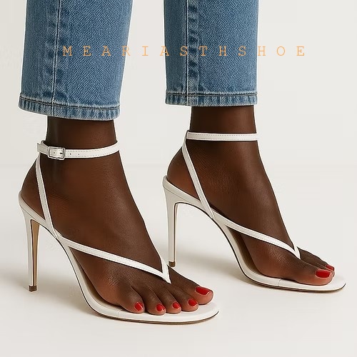 Beige-Schwarze Kreuzriemen-Fli – Gladiator Sandal Women Bewertung und Preis